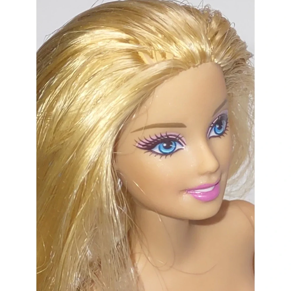 Mattel Barbie Caucasian Blonde Hair Blue Eyes  Nude Doll BHBLE2
